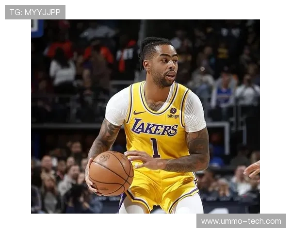 势如破竹的精彩瞬间弗拉格飞身大帽拉塞尔助攻浓眉空中暴扣